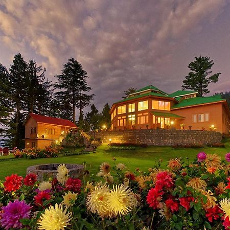 Arcadian Sprucewoods Hotel Shogran Bagian luar foto