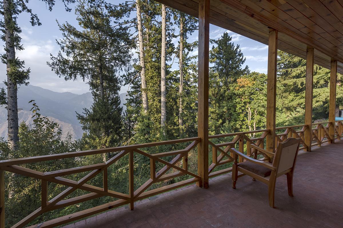 Arcadian Sprucewoods Hotel Shogran Bagian luar foto
