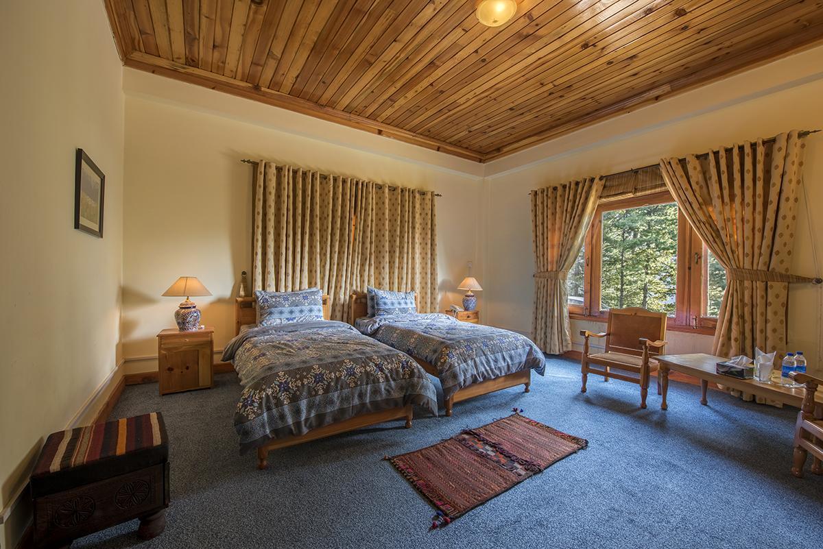 Arcadian Sprucewoods Hotel Shogran Bagian luar foto